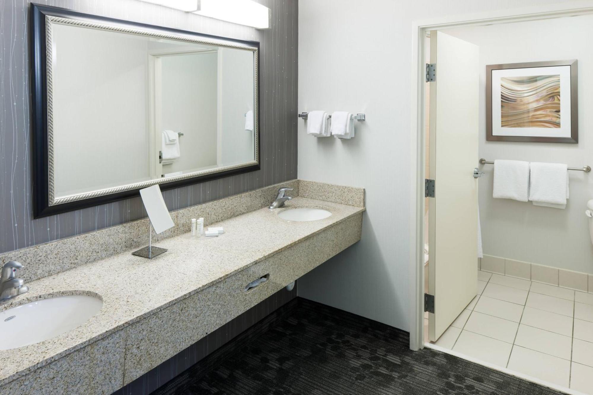 Courtyard By Marriott Hattiesburg Zewnętrze zdjęcie